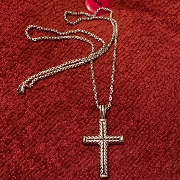 Other - Beautiful Stainless steel cross necklace